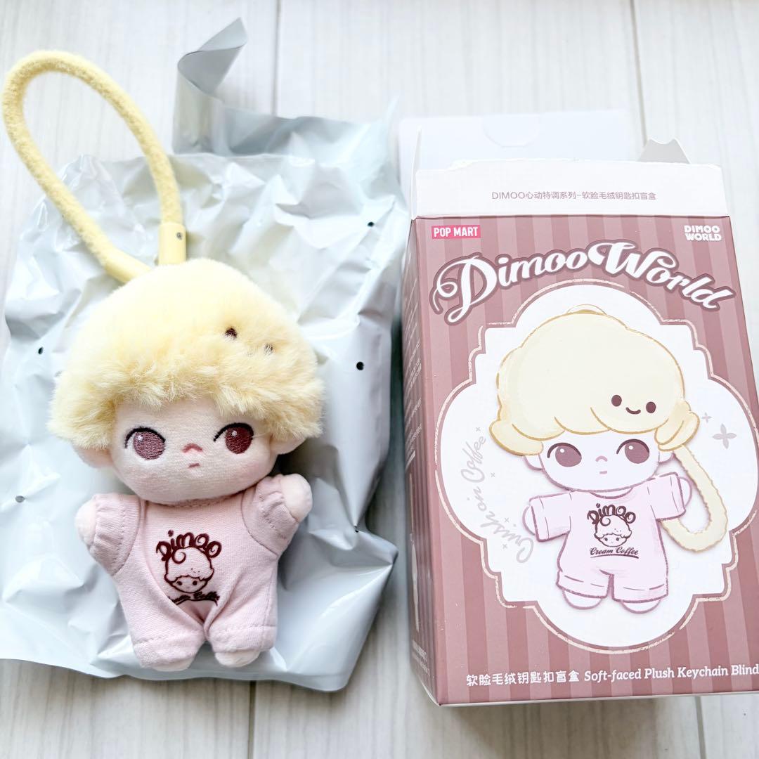 dimoo world ぬいぐるみキーチェーン - メルカリ