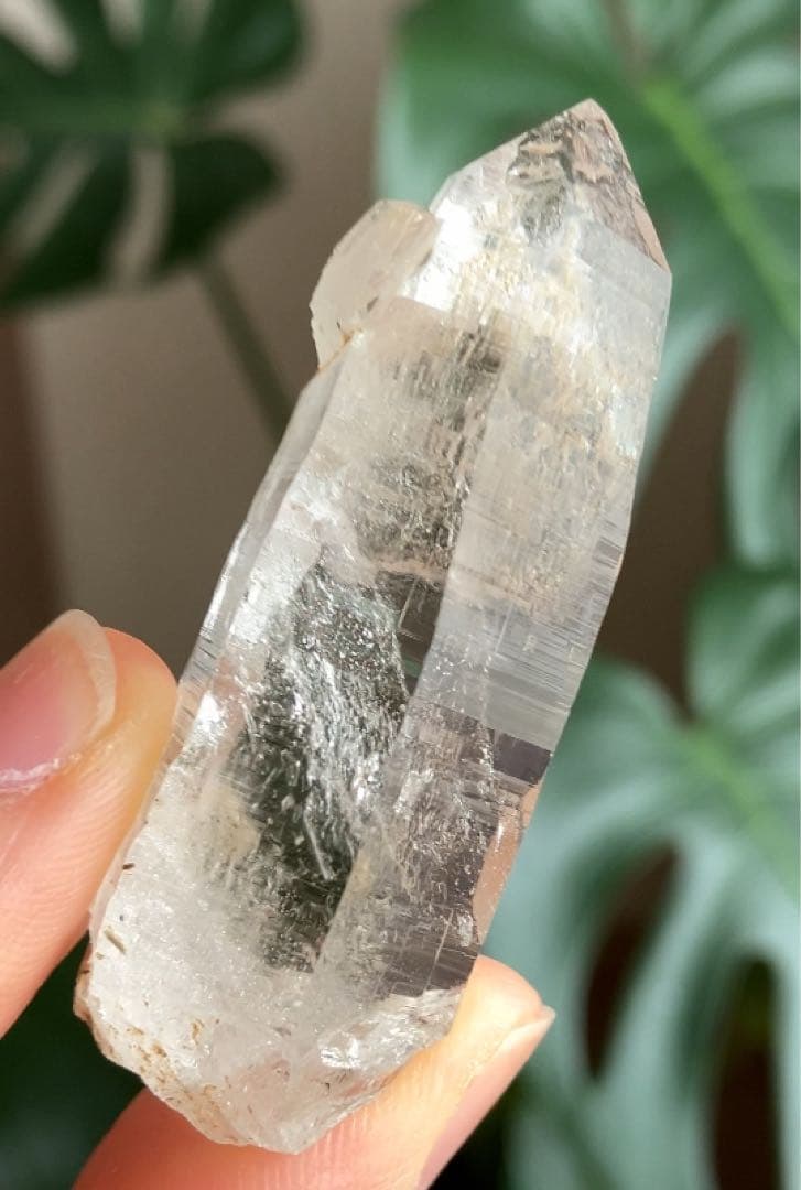 高波動】パキスタン産ハシュピクォーツ ヒマラヤ水晶 スカルドゥ 原石