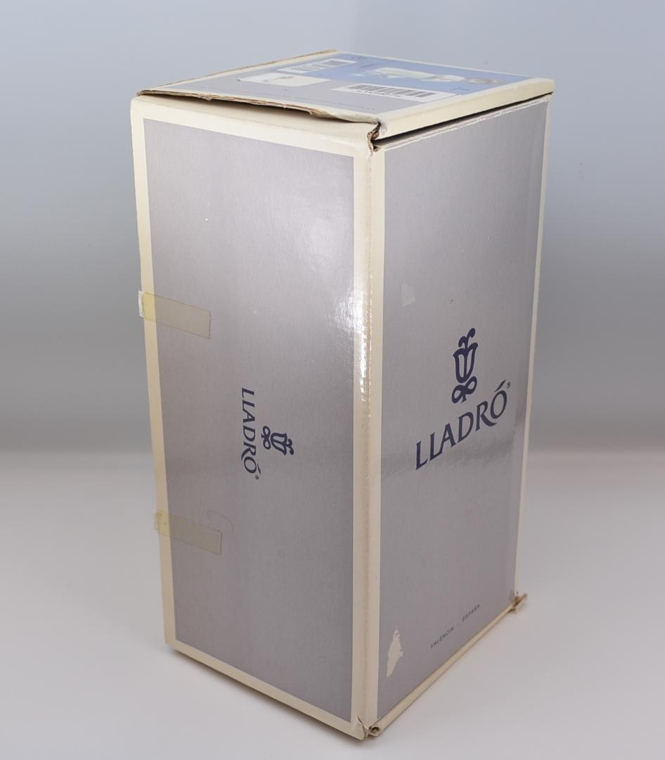 夜の祝福 #6581 No.9 ☆リヤドロ スペイン ポーセリン 絶版 箱付き