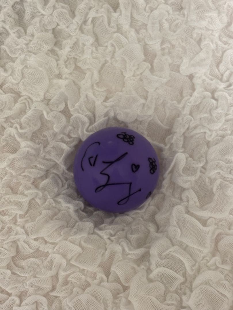 IVE ウォニョン サインボール トレカ Amazon.co.jp: IVE◎ウォニョン◎直筆サイン入り◎公式トレカ : おもちゃ