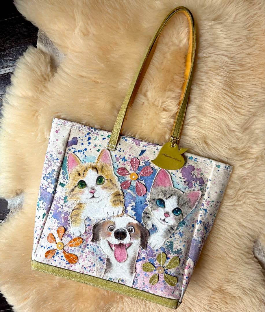 (手づくり)\"楽しい〜\"ねこネコ犬のトートバッグ　アップリケお花