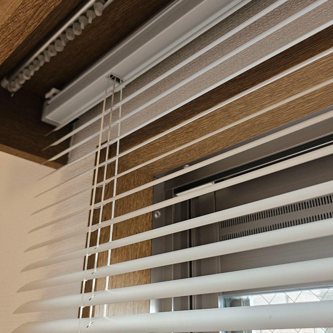 匿名配送】ニトリ 白 アルミニウム ブラインド BL-25 ワンポールタイプ