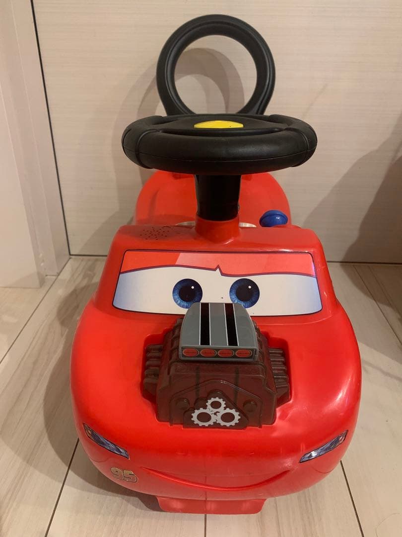 カーズ★マックイーン★電動乗用玩具 楽天市場】映画カーズ3 リトルライトニングマックイーンバッテリーで