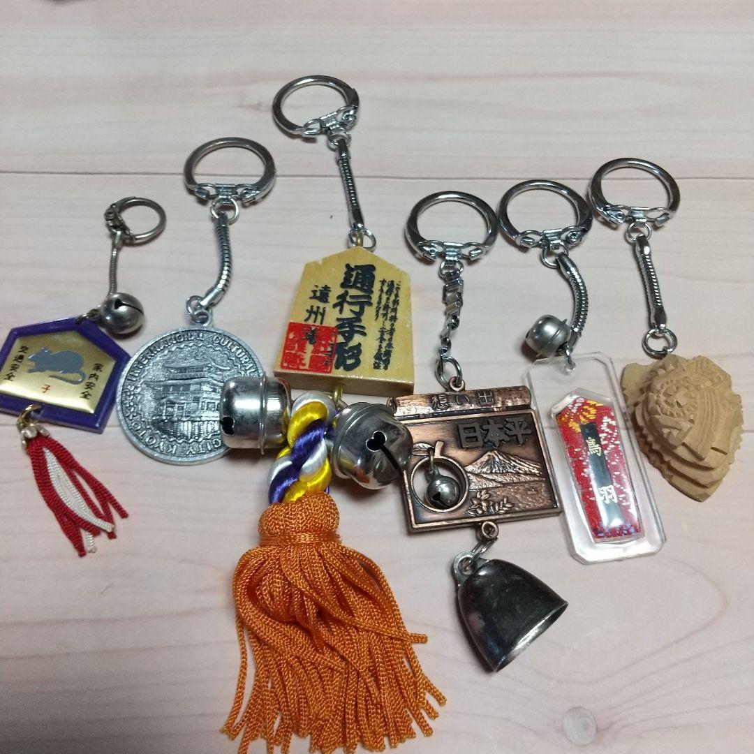昭和レトロキーホルダー6個 まとめ売り - メルカリ