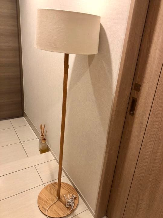 廃盤】無印良品 LED麻シェードフロアライト 照明 - メルカリ