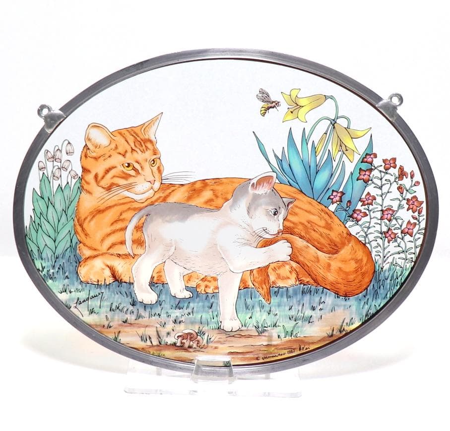 二匹の猫とミツバチと三種の花 ヴィンテージ ステンドグラス キジトラ 蜜蜂 Amazon.co.jp: MATIHAY ハチ サンキャッチャー ステンドグラス