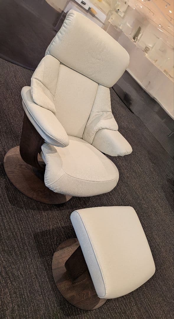 カリモクファーストとオットマン The First（カリモク家具） カリモク家具 THE FIRST RU02 RU0206