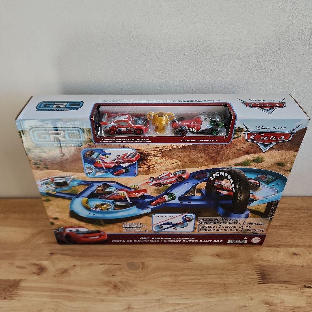 マテル カーズ GRC プレイセット ミニカー2台 マックィーン