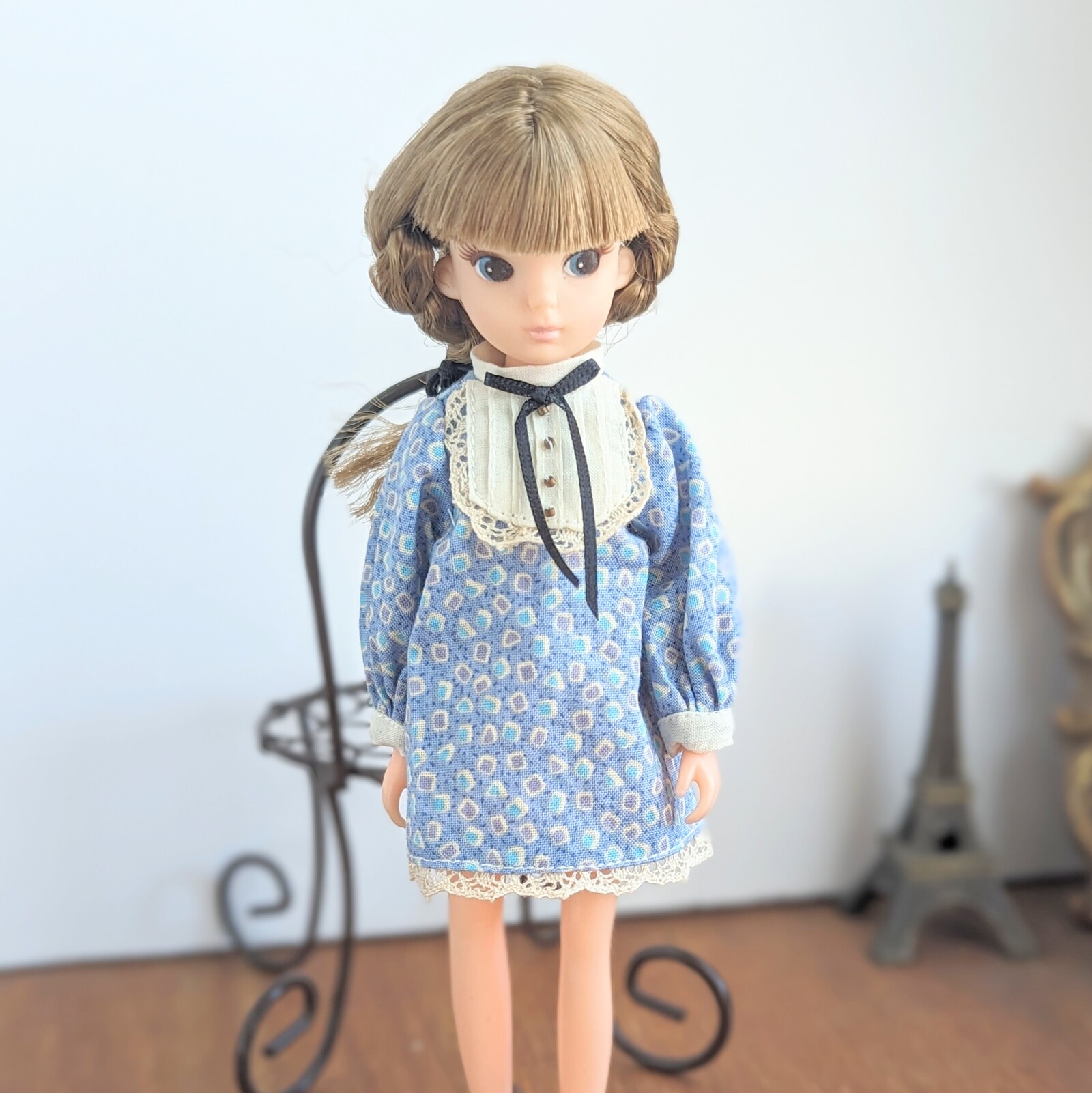 再1099【復刻版初代リカちゃん】ブルーのドット柄のワンピース・青