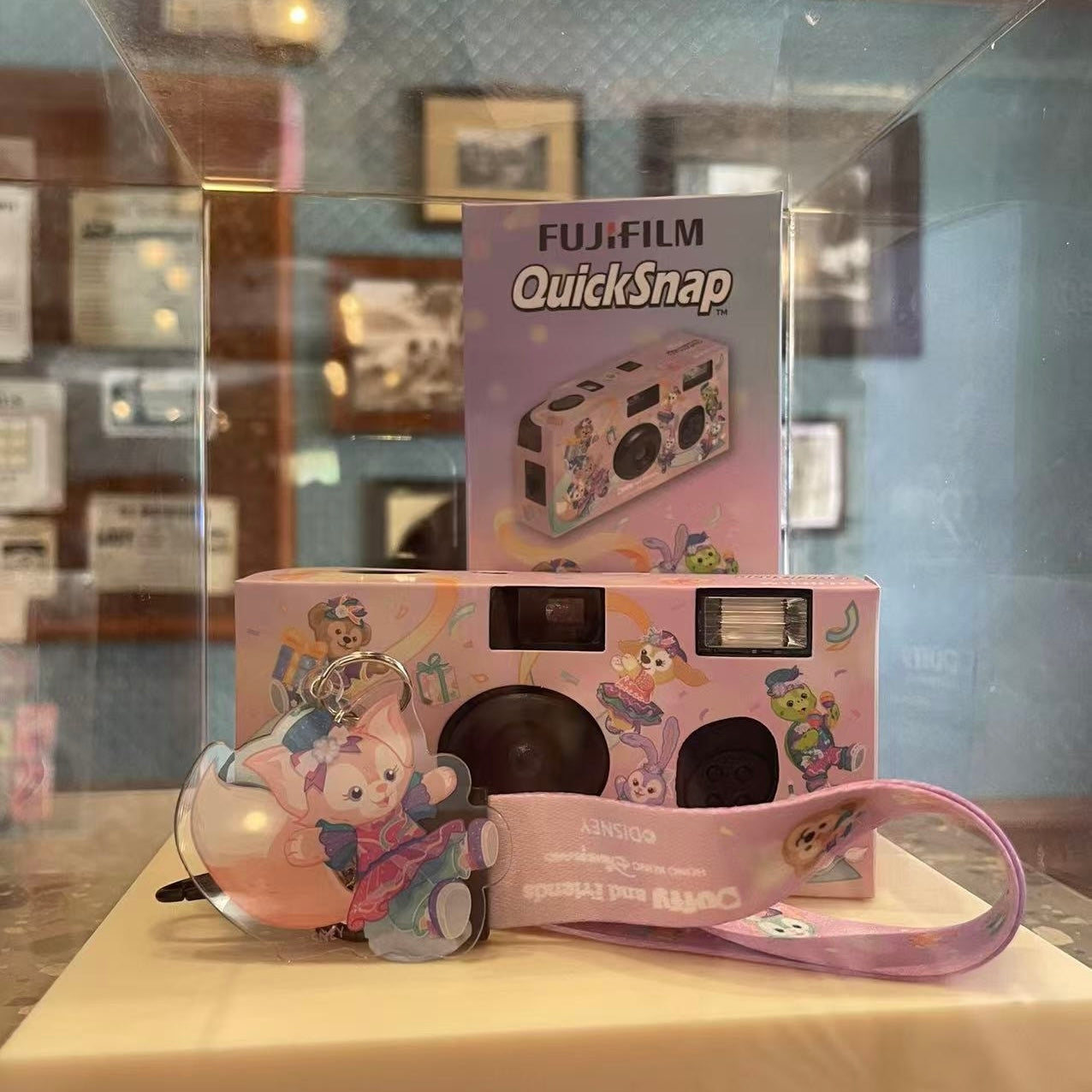 20周年 ダッフィーフレンズ FUJIFILM カメラ リーナベル ストラップ
