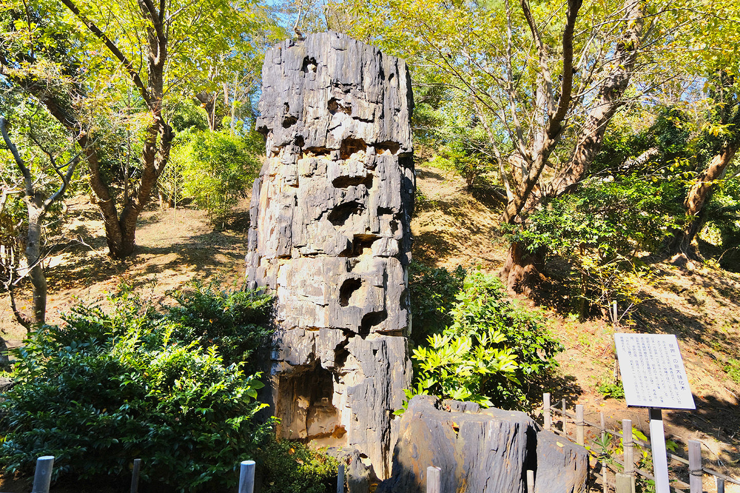 出雲崎町 良寛記念館の観光ガイド (新潟県三島郡出雲崎町米田1